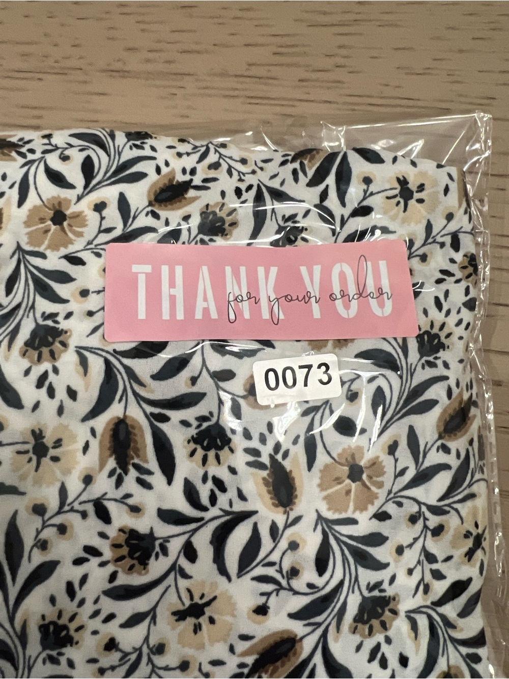Medium Bundle | Ann Taylor + Banana Republic - Picture 8 of 15